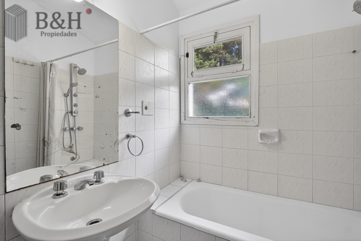 Casa ID.7439 - Casa de excelente construcción en zona residencial de Cantegril