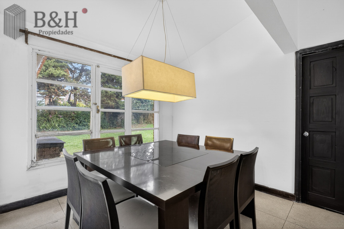 Casa ID.7439 - Casa de excelente construcción en zona residencial de Cantegril