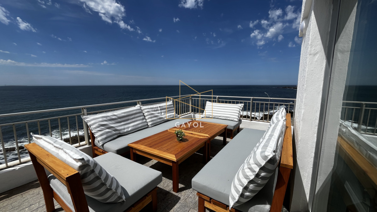 Apartamento ID.1055 - Penthouse en primera línea de península 