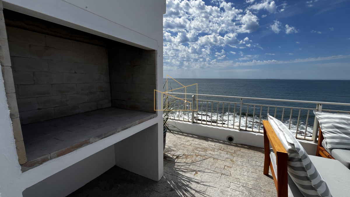 Apartamento ID.1055 - Penthouse en primera línea de península 