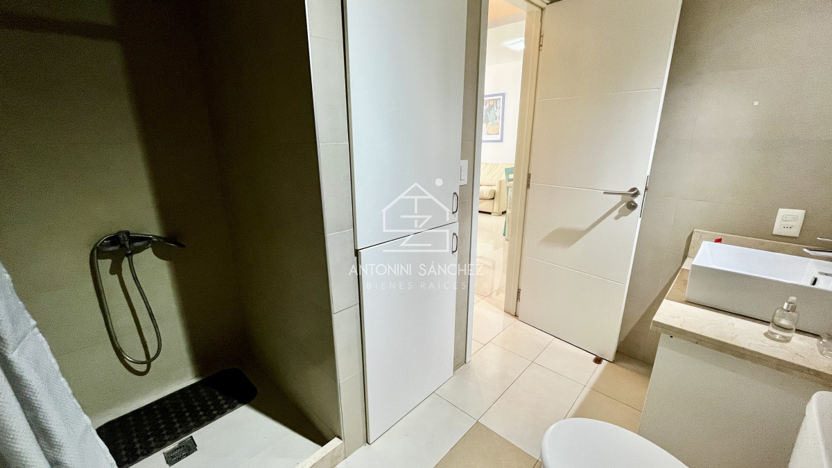 Apartamento ID.2937 - Apartamento de 1 Dormitorio en la Península - ¡Tu lugar en Punta del Este!