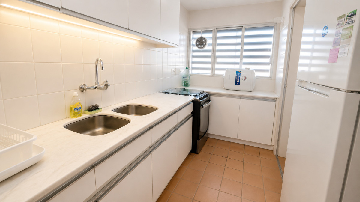 Apartamento ID.21097559 - Apartamento esquinero frente a Playa Brava