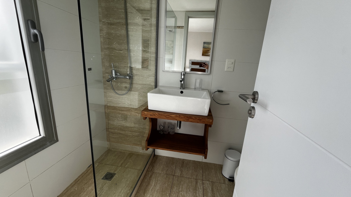 Apartamento ID.133 - Moderno apartamento con terraza y parrillero en alquiler de temporada