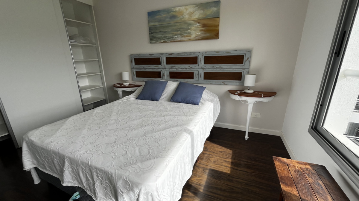 Apartamento ID.133 - Moderno apartamento con terraza y parrillero en alquiler de temporada