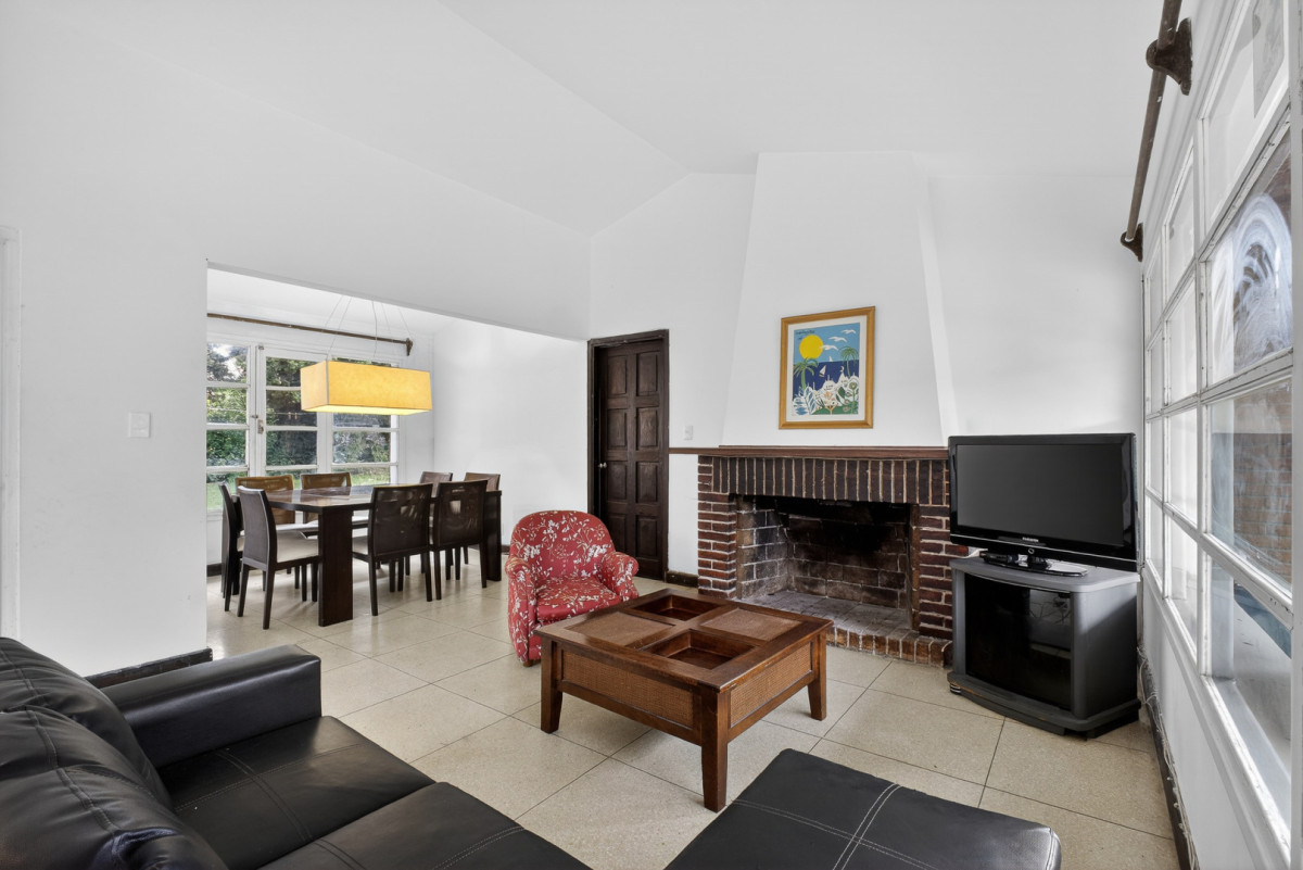 Casa ID.446 - Casa de excelente construcción en zona residencial de Cantegril