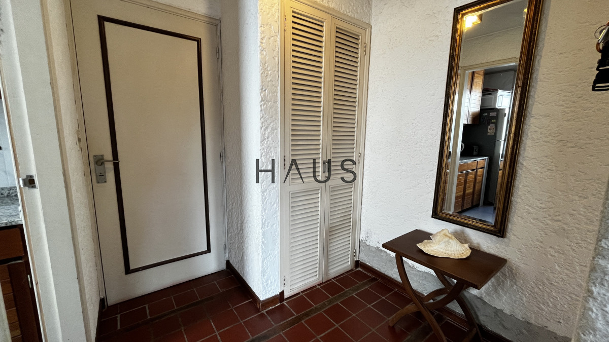 Apartamento ID.1 - 1 dormitorio y 2 baños en Playa Mansa - Primera linea al mar 