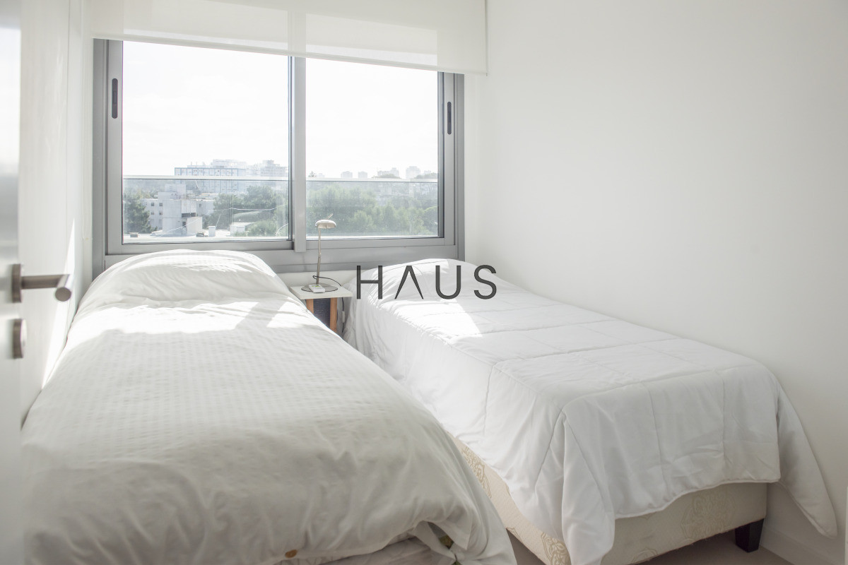 Apartamento ID.217 - Apartamento de 3 dormitorios en Playa Brava - A 150 metros del mar