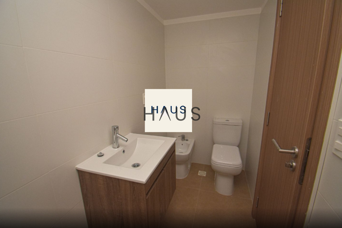 Apartamento ID.14 - Excelente oportunidad a estrenar con bajos costos cercano a Punta Shopping - Punta del Este