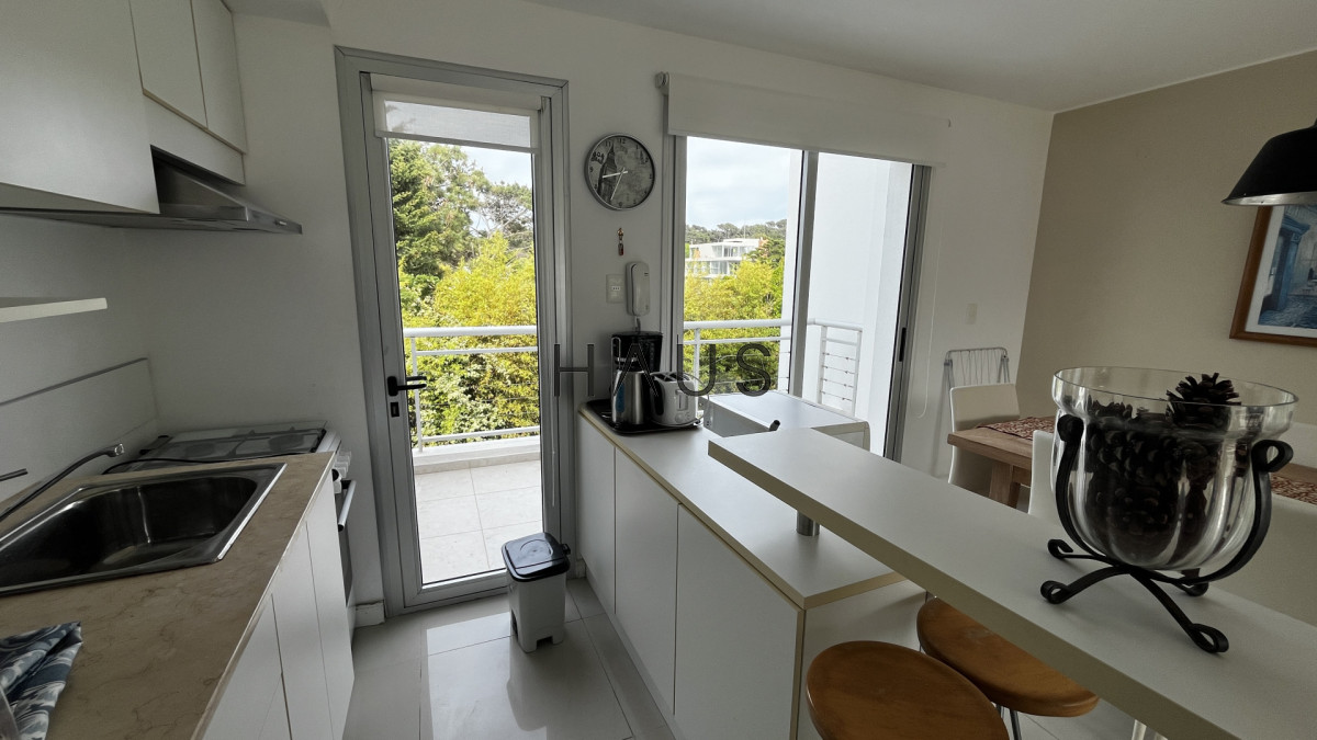 Apartamento ID.255 - Moderno apartamento con terraza y parrillero en alquiler de temporada