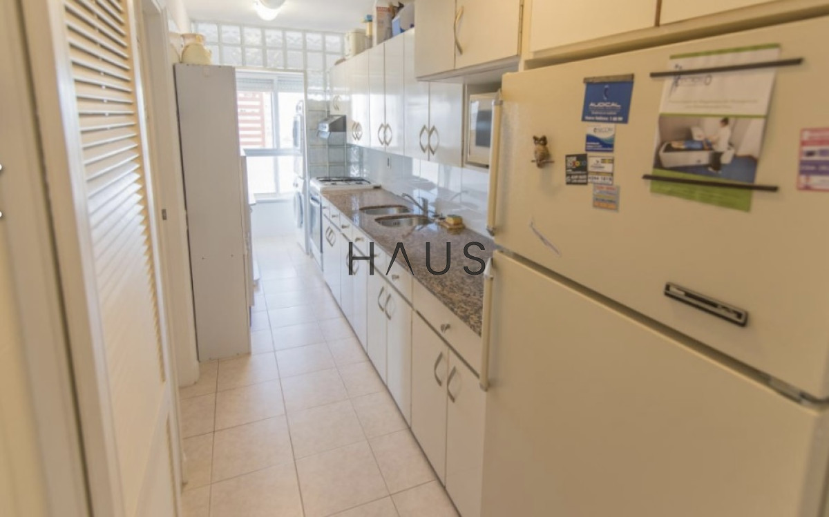 Apartamento ID.165 - Apartamento en Venta - Península, Punta del Este