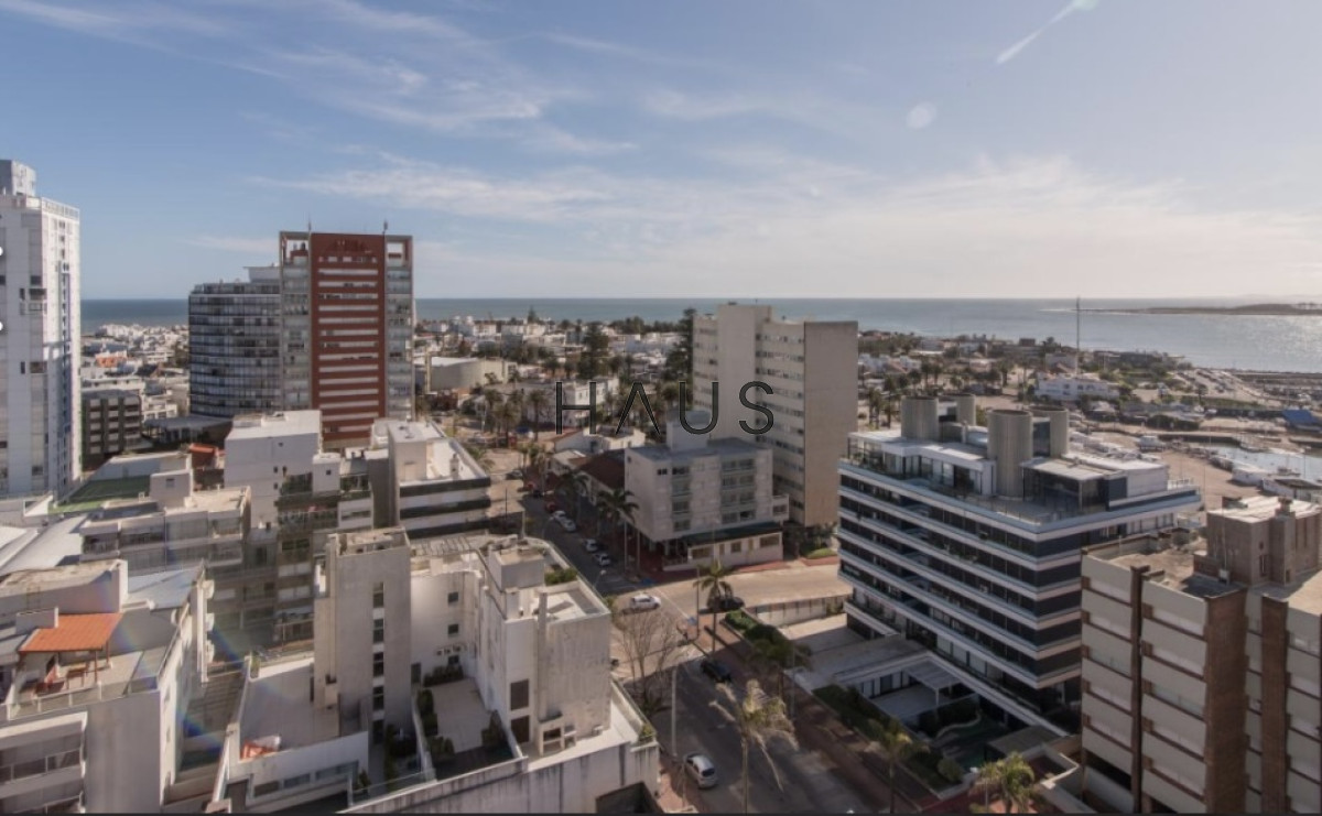Apartamento ID.165 - Apartamento en Venta - Península, Punta del Este