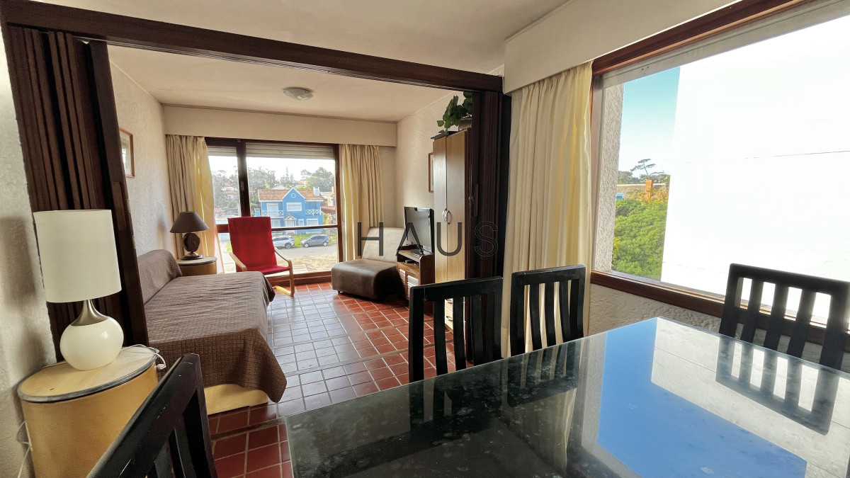 Apartamento ID.1 - 1 dormitorio y 2 baños en Playa Mansa - Primera linea al mar 