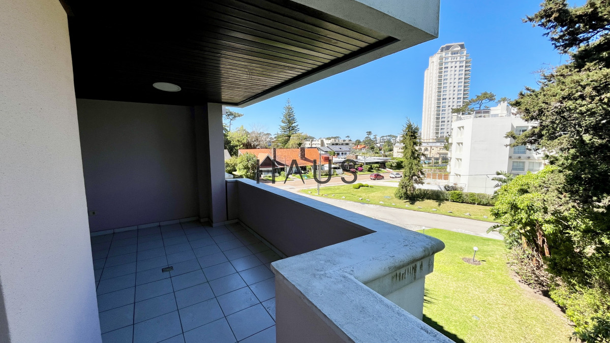 Apartamento ID.167 - Unidad de 3 dormitorios a pasos de playa mansa 