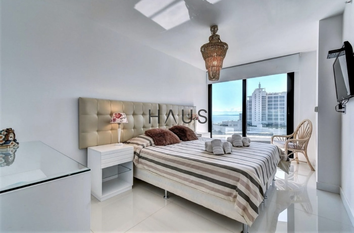 Apartamento ID.21 - Apartamento de 2 dormitorios a pasos de Playa Brava y Playa Mansa