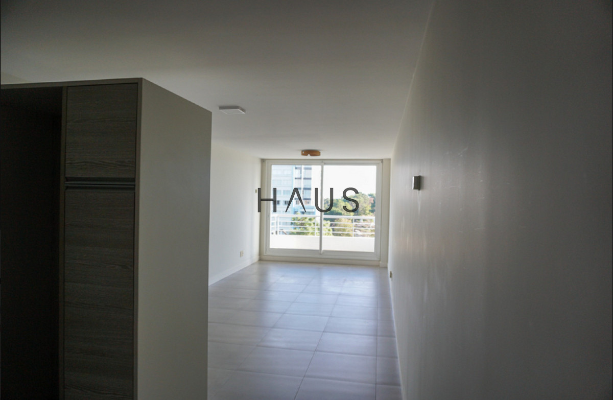 Apartamento ID.2 - 1 dormitorio + 2 baños en Greenlife – Parada 12, Av. Roosevelt