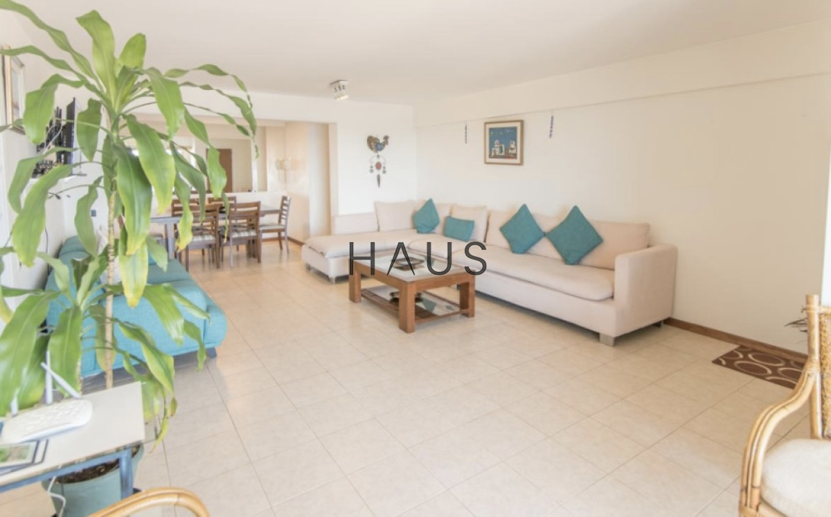 Apartamento ID.165 - Apartamento en Venta - Península, Punta del Este