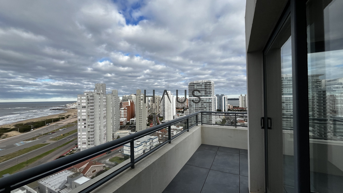 Apartamento ID.9 - Penthouse a estrenar en Torre Gauguin – Punta del Este