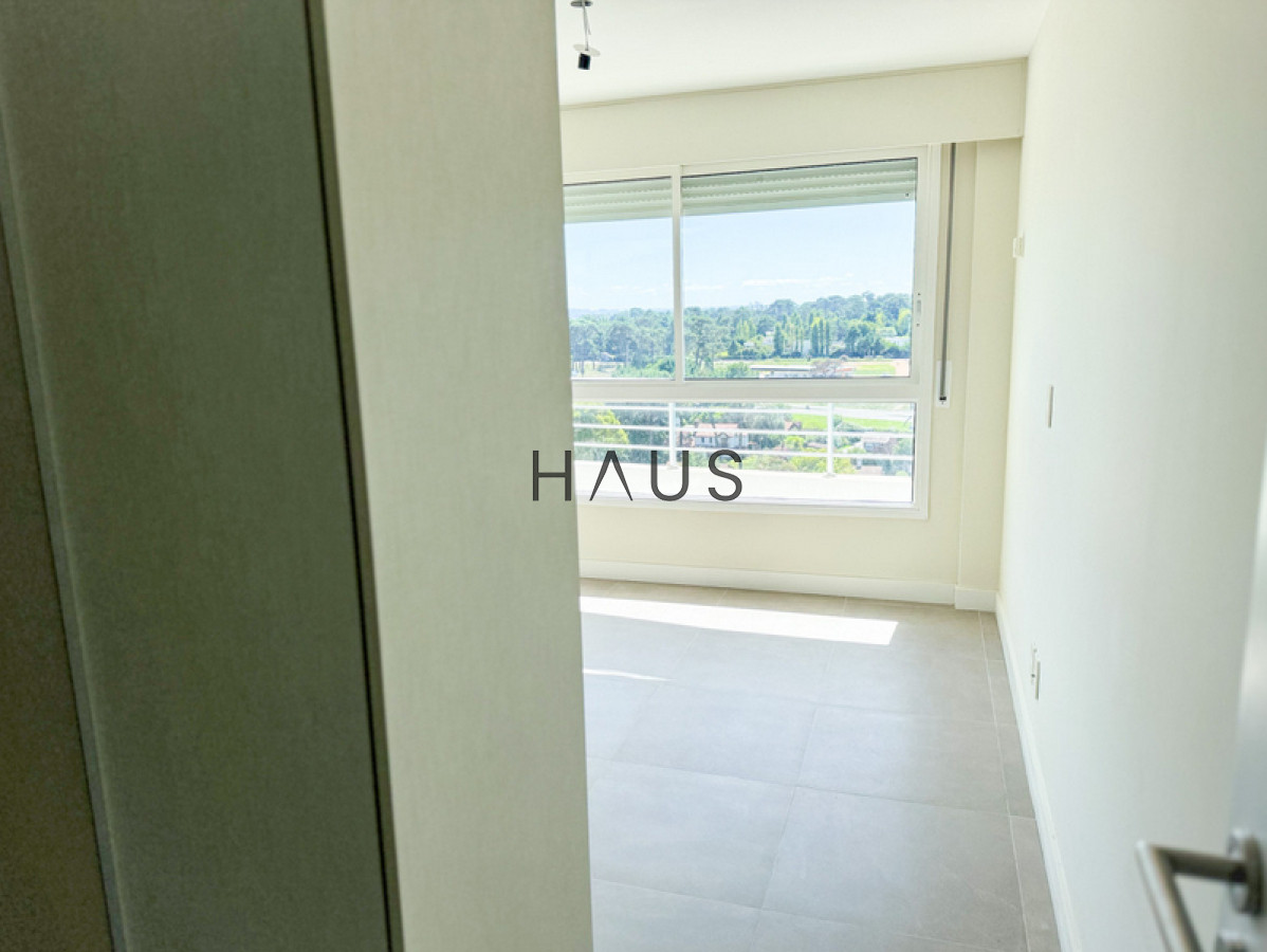 Apartamento ID.3 - 2 dormitorios + 3 baños en Greenlife – Parada 12, Av. Roosevelt