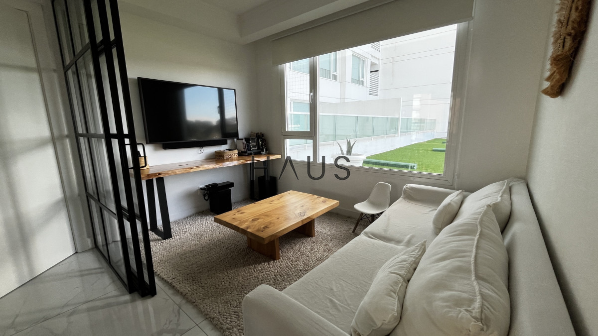 Apartamento ID.384 - Moderno 2 Dorm + Terraza en Paramount Tower - Playa Mansa, Punta del Este