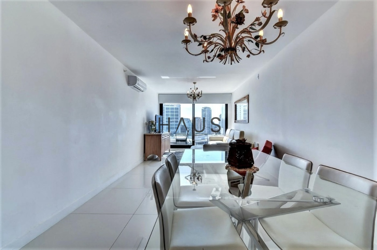 Apartamento ID.21 - Apartamento de 2 dormitorios a pasos de Playa Brava y Playa Mansa