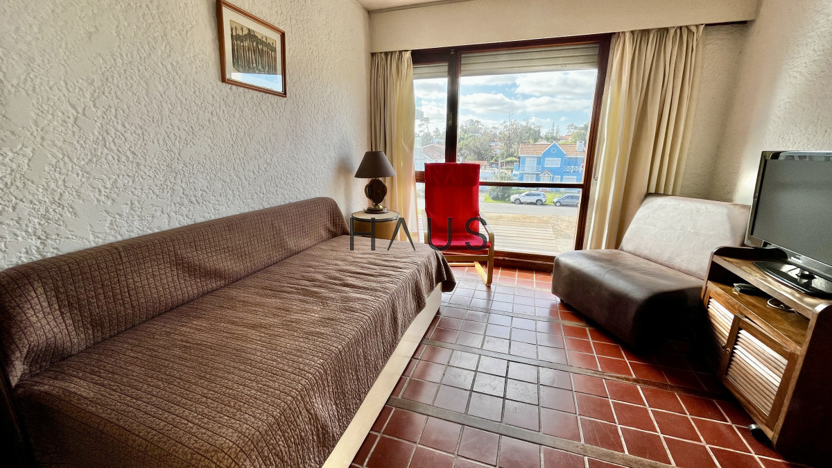 Apartamento ID.1 - 1 dormitorio y 2 baños en Playa Mansa - Primera linea al mar 