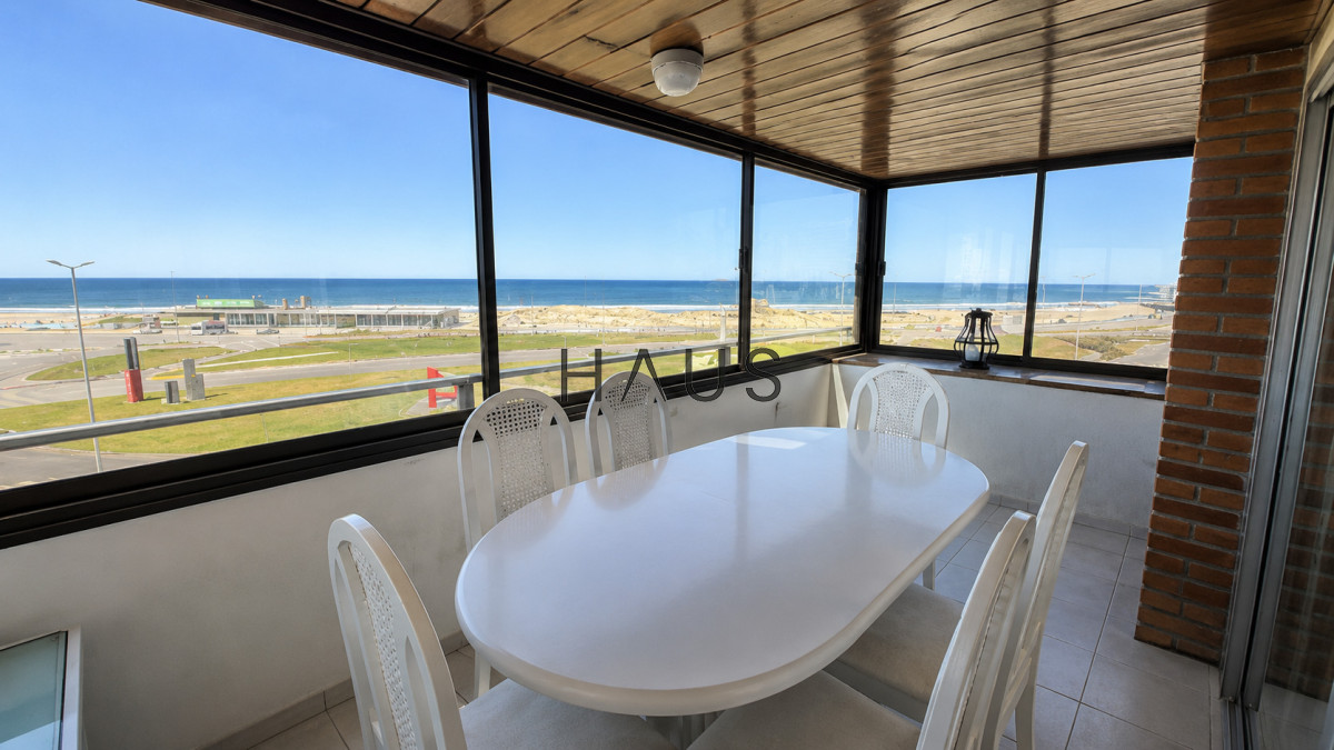 Apartamento ID.122 - Apartamento esquinero frente al mar