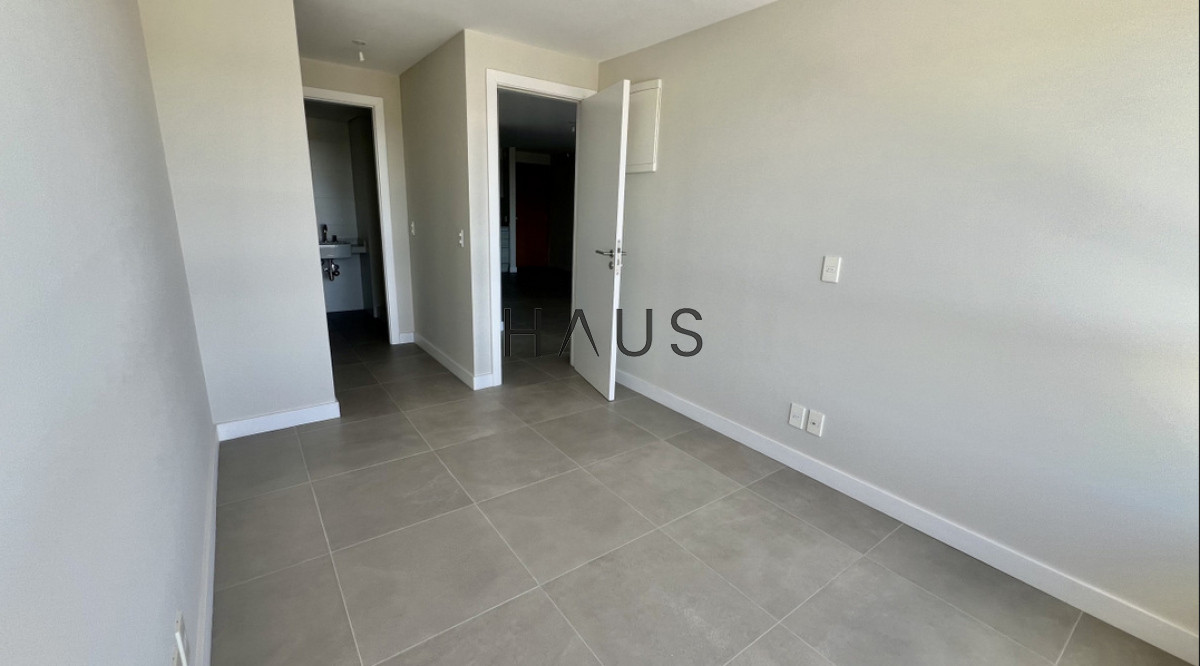 Apartamento ID.5 - 2 dormitorios + 3 baños en Greenlife – Parada 12, Av. Roosevelt