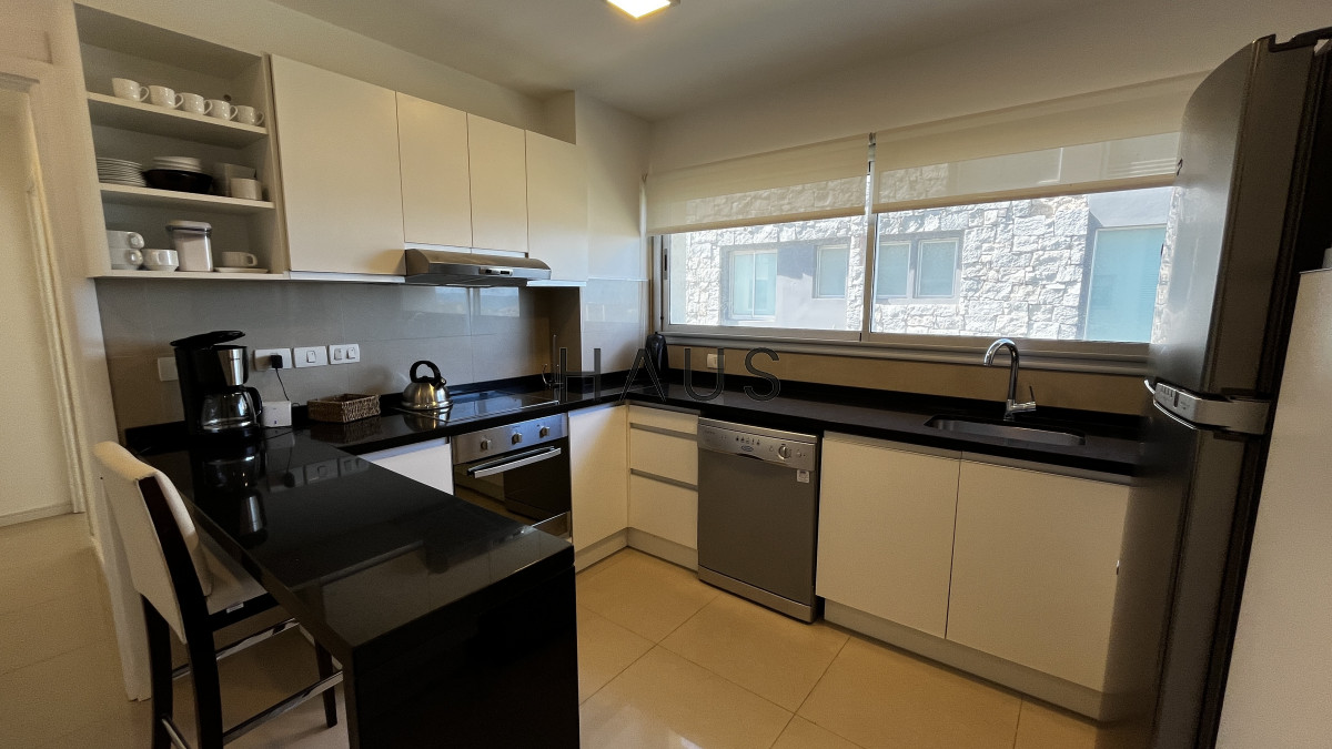Apartamento ID.201 - Apartamento en venta - Playa Brava, primera línea