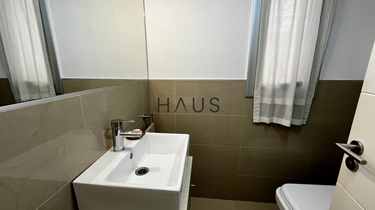 Apartamento ID.298 - Apartamento en venta - Playa Brava, primera línea