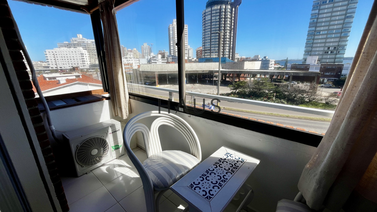 Apartamento ID.122 - Apartamento esquinero frente al mar