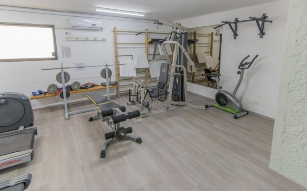 Apartamento ID.165 - Apartamento en Venta - Península, Punta del Este