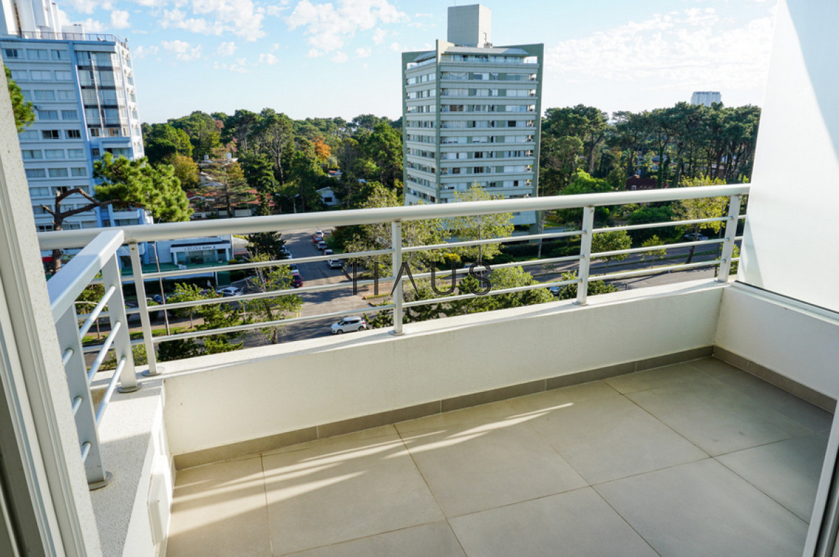 Apartamento ID.2 - 1 dormitorio + 2 baños en Greenlife – Parada 12, Av. Roosevelt