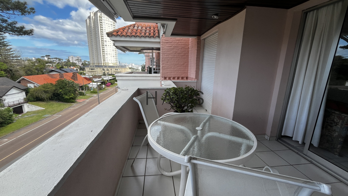 Apartamento ID.215 - Penthouse de  3 dormitorios a pasos de playa mansa 