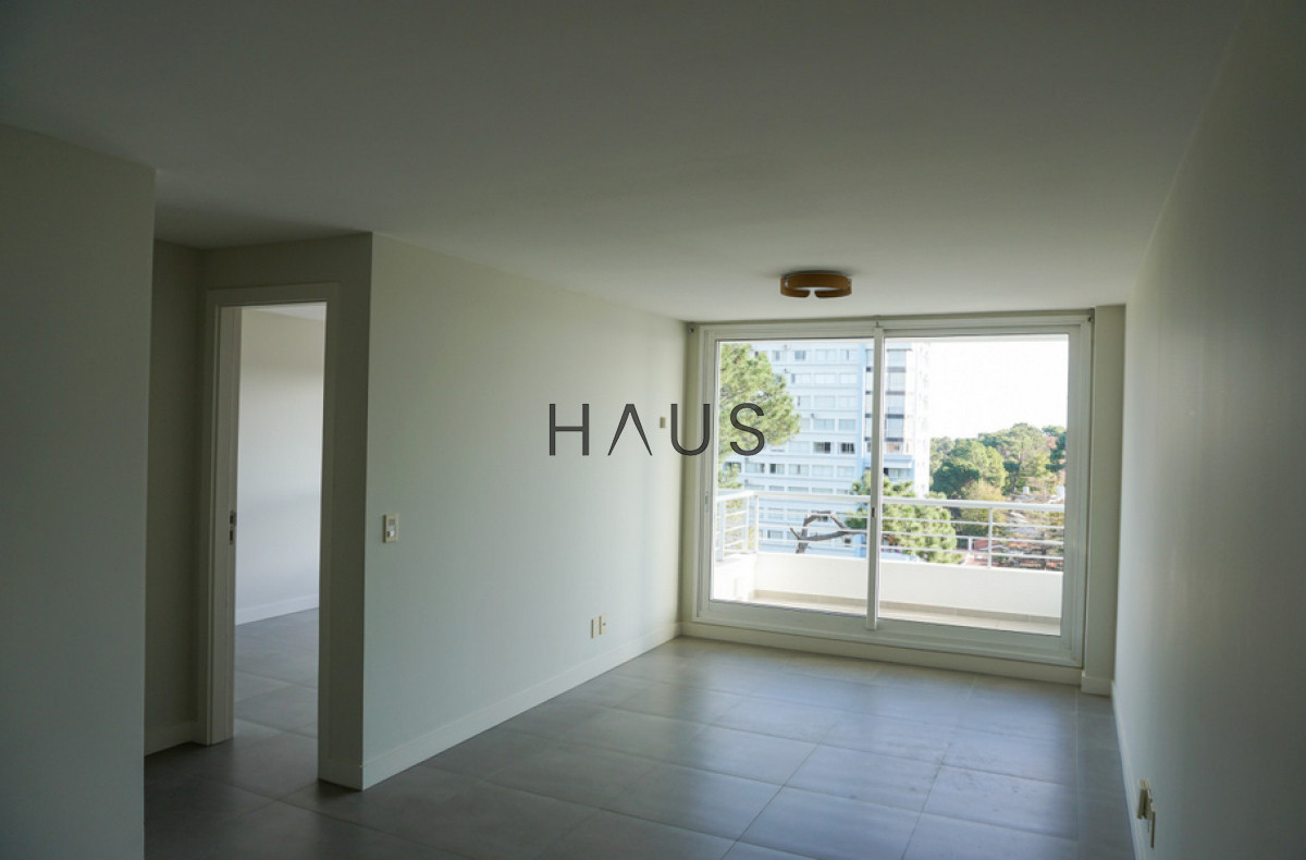Apartamento ID.2 - 1 dormitorio + 2 baños en Greenlife – Parada 12, Av. Roosevelt