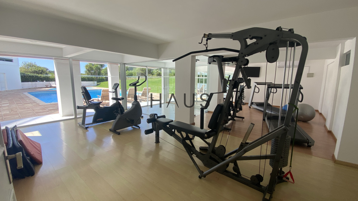 Apartamento ID.279 - Amplio y renovado apartamento frente al mar en Playa Brava