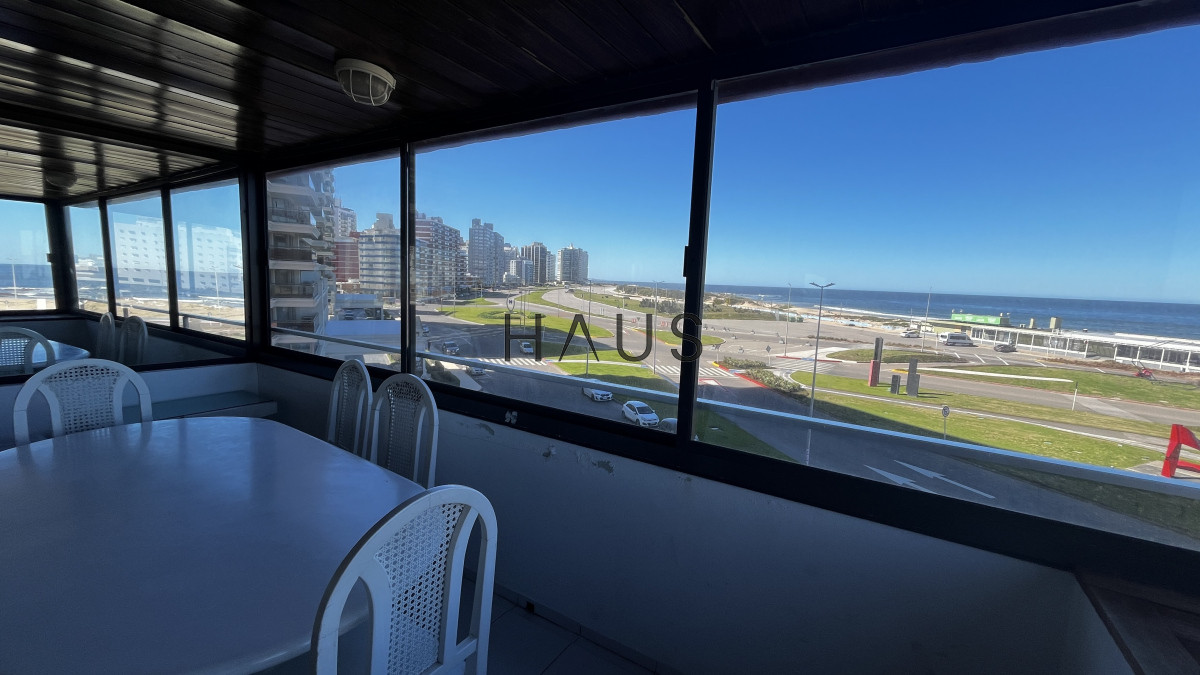Apartamento ID.122 - Apartamento esquinero frente al mar