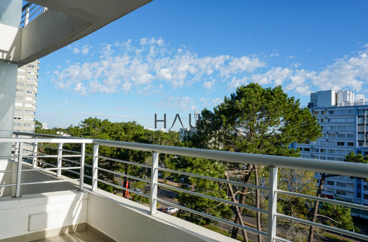 Apartamento ID.2 - 1 dormitorio + 2 baños en Greenlife – Parada 12, Av. Roosevelt
