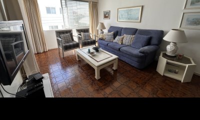Apartamento en Península – a una cuadra del mar