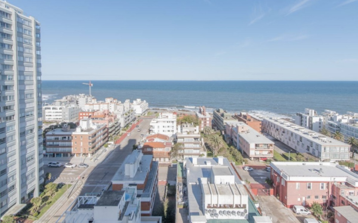 Apartamento en Venta - Península, Punta del Este