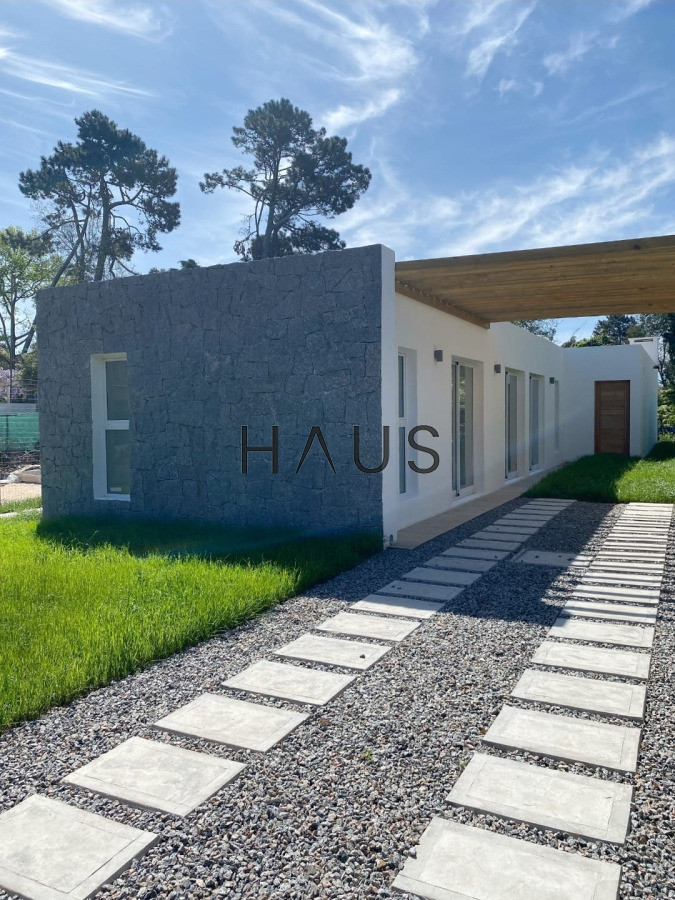 Casa ID.225 - Casa en Jardines de Córdoba — diseño, confort y tranquilidad.