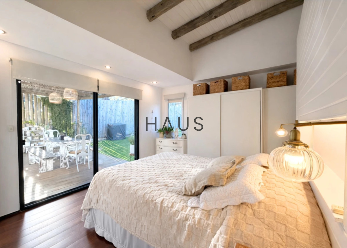 Casa ID.777 - Casa en Venta en Parque Burnett | Entorno natural y gran terreno