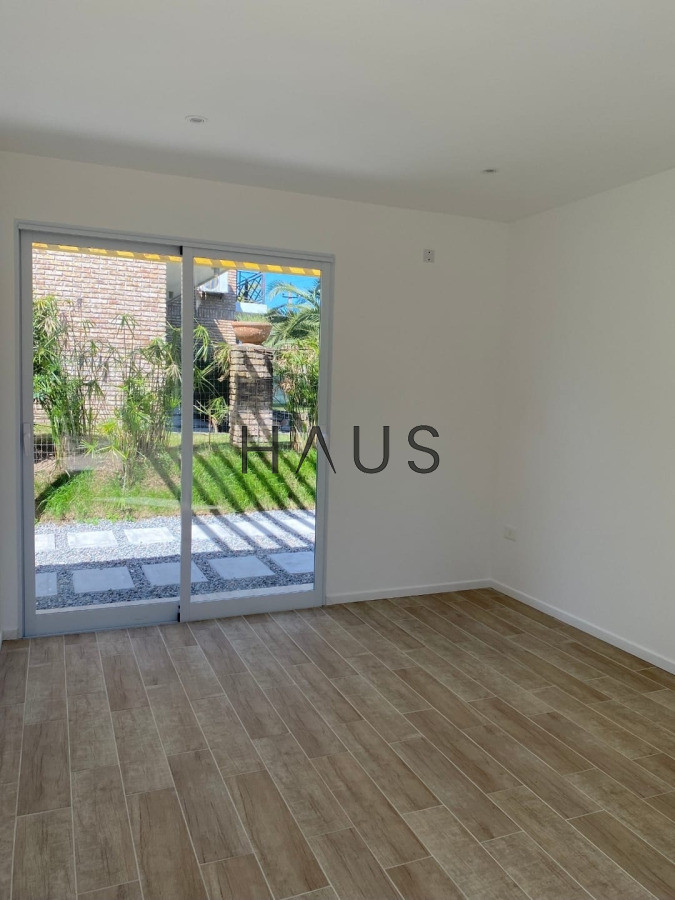 Casa ID.225 - Casa en Jardines de Córdoba — diseño, confort y tranquilidad.