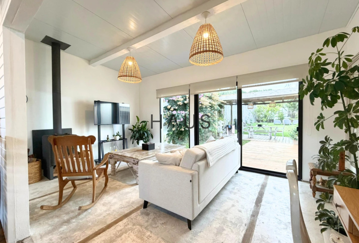 Casa ID.777 - Casa en Venta en Parque Burnett | Entorno natural y gran terreno