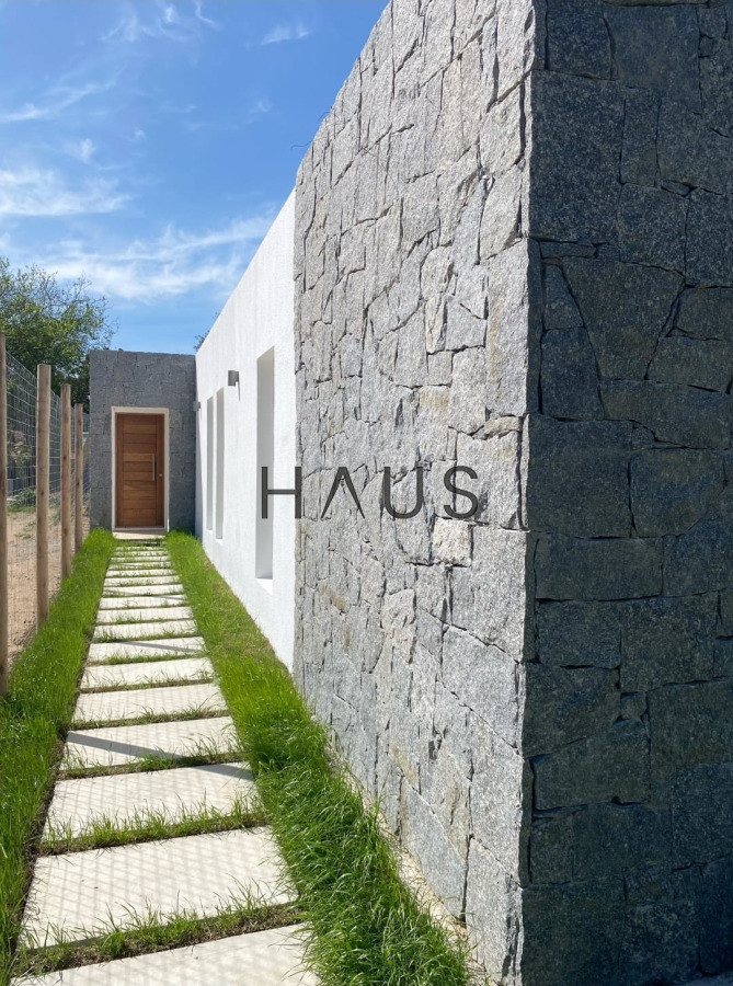 Casa ID.225 - Casa en Jardines de Córdoba — diseño, confort y tranquilidad.