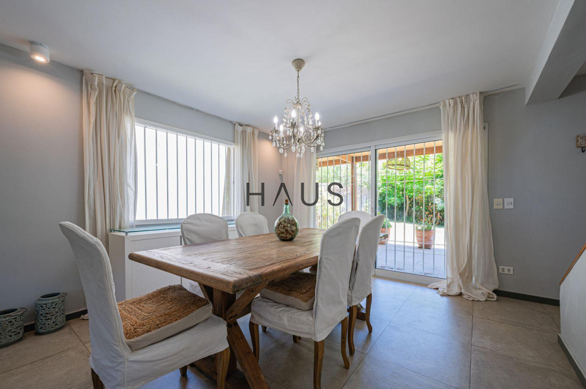 Casa ID.979 - Casa en venta - Parada 29 de Playa Brava