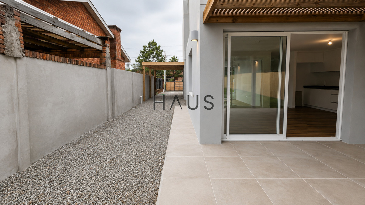 Casa ID.830 - Casa de 3 dormitorios con parrillero y jardín