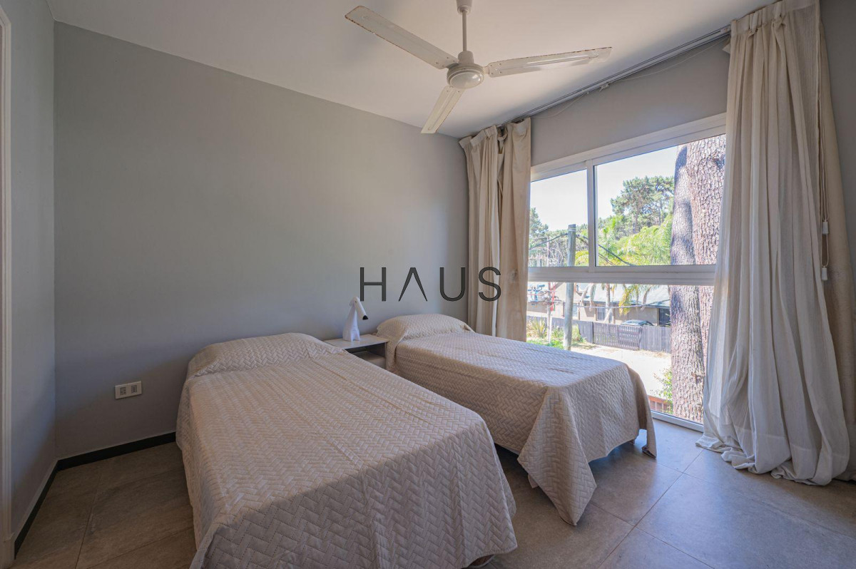 Casa ID.979 - Casa en venta - Parada 29 de Playa Brava
