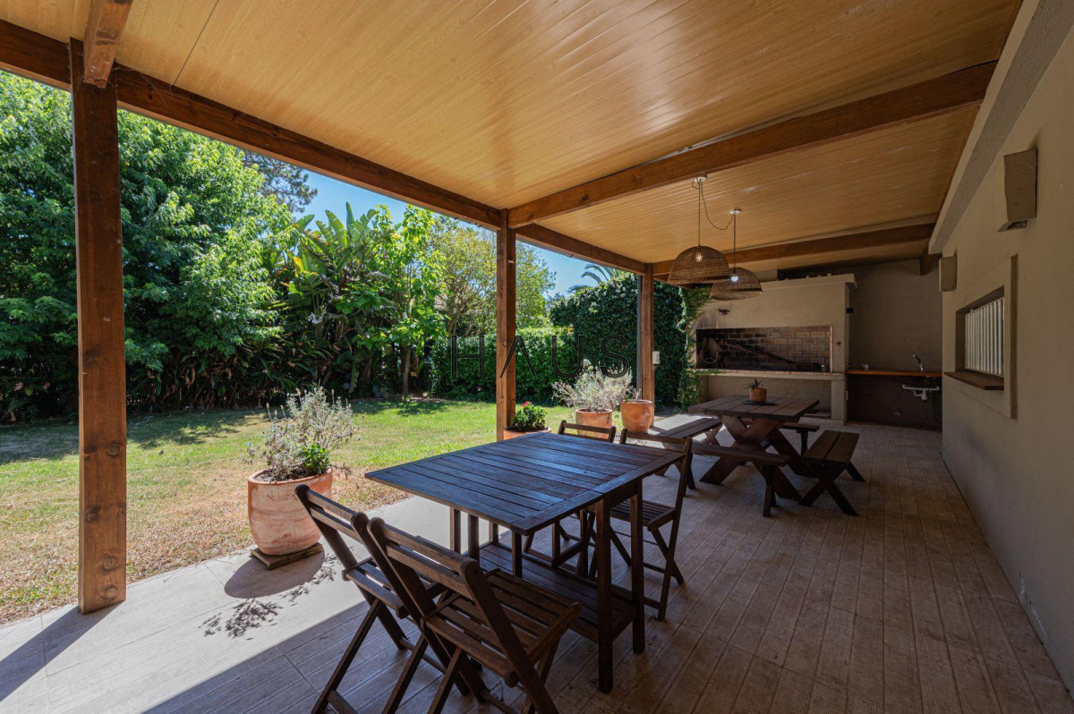 Casa ID.979 - Casa en venta - Parada 29 de Playa Brava