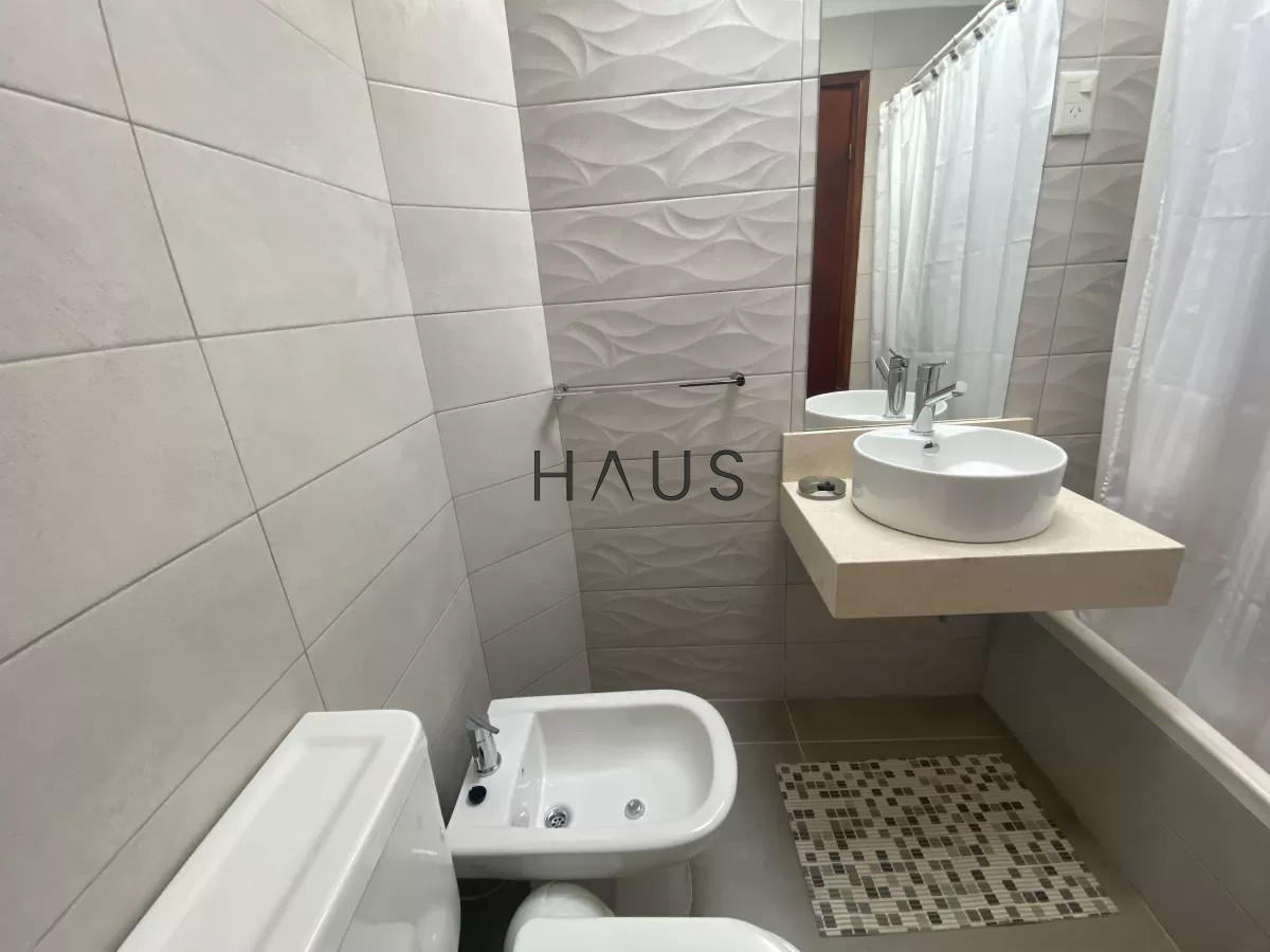 Casa ID.7 - Cómodos ambientes, propiedad ideal para vacacionar.