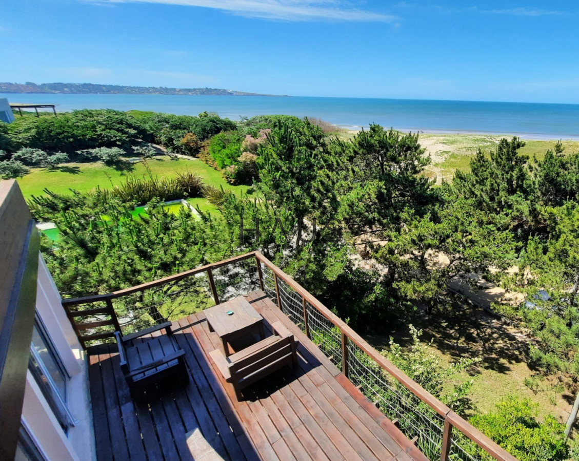 Casa ID.750 - Frente al mar con vistas abiertas y máxima privacidad en Punta Ballena